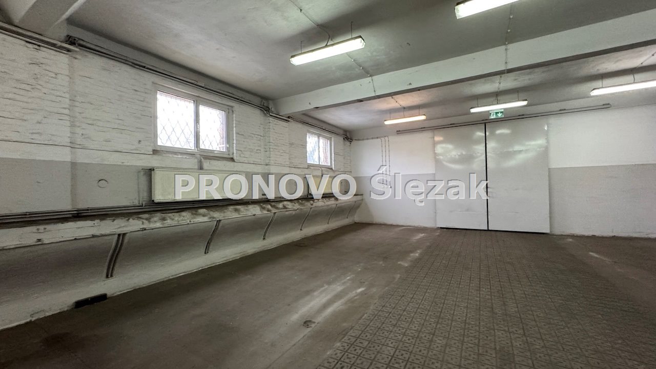 Sprzedam halę biurowo-produkcyjno-handlową Legnica (3)