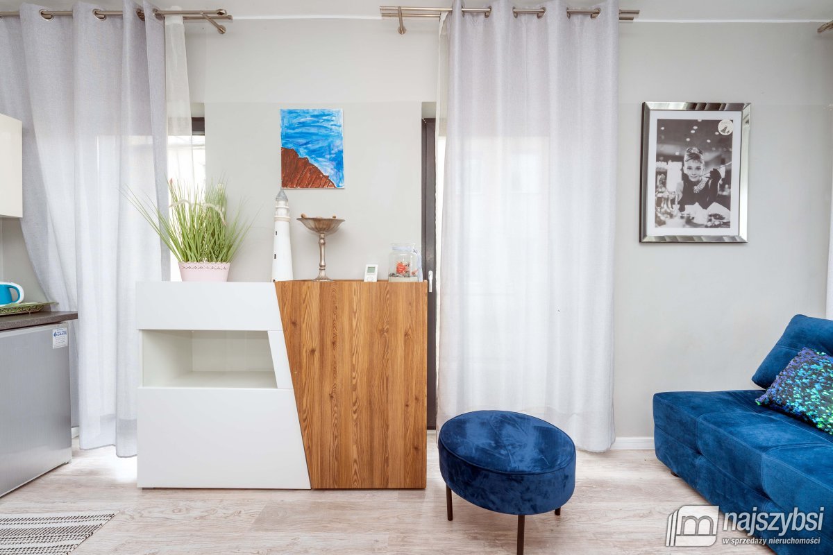 KAMIEŃ POMORSKI-dom 240 M2  z 10  APARTAMENTAMI (7)