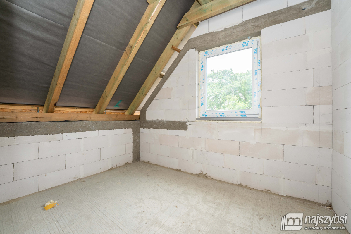 DZIWNÓWEK-DOM DWU APARTAMENTOWY  600 M DO MORZA (10)