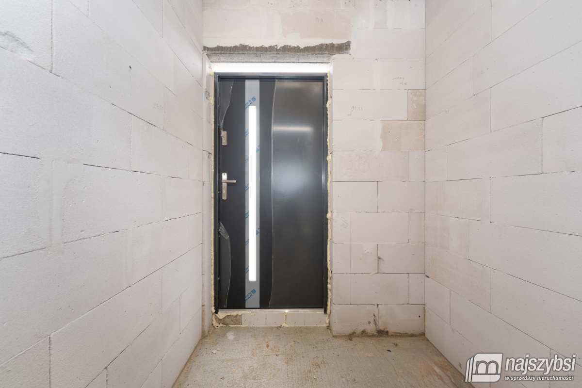 DZIWNÓWEK-DOM DWU APARTAMENTOWY  600 M DO MORZA (13)