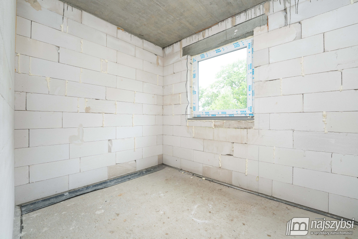 DZIWNÓWEK-DOM DWU APARTAMENTOWY  600 M DO MORZA (15)