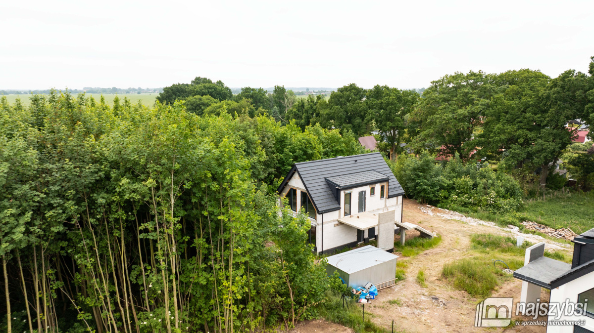 DZIWNÓWEK-DOM DWU APARTAMENTOWY  600 M DO MORZA (17)