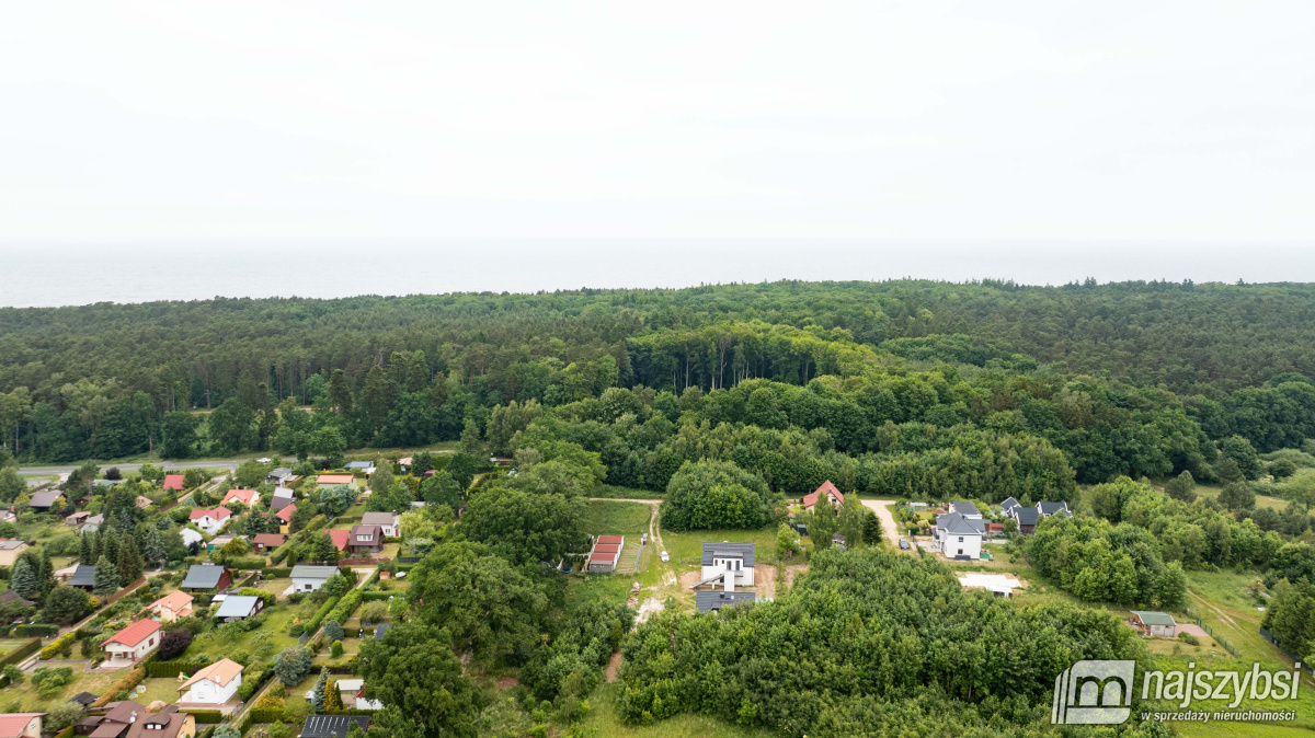 DZIWNÓWEK-DOM DWU APARTAMENTOWY  600 M DO MORZA (18)