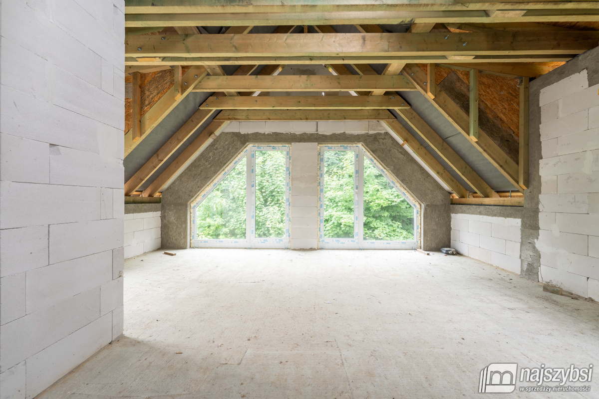 DZIWNÓWEK-DOM DWU APARTAMENTOWY  600 M DO MORZA (3)