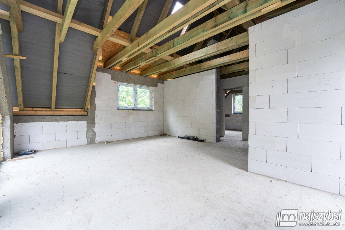 DZIWNÓWEK-DOM DWU APARTAMENTOWY  600 M DO MORZA (6)