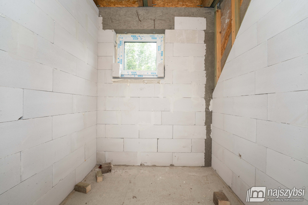 DZIWNÓWEK-DOM DWU APARTAMENTOWY  600 M DO MORZA (9)