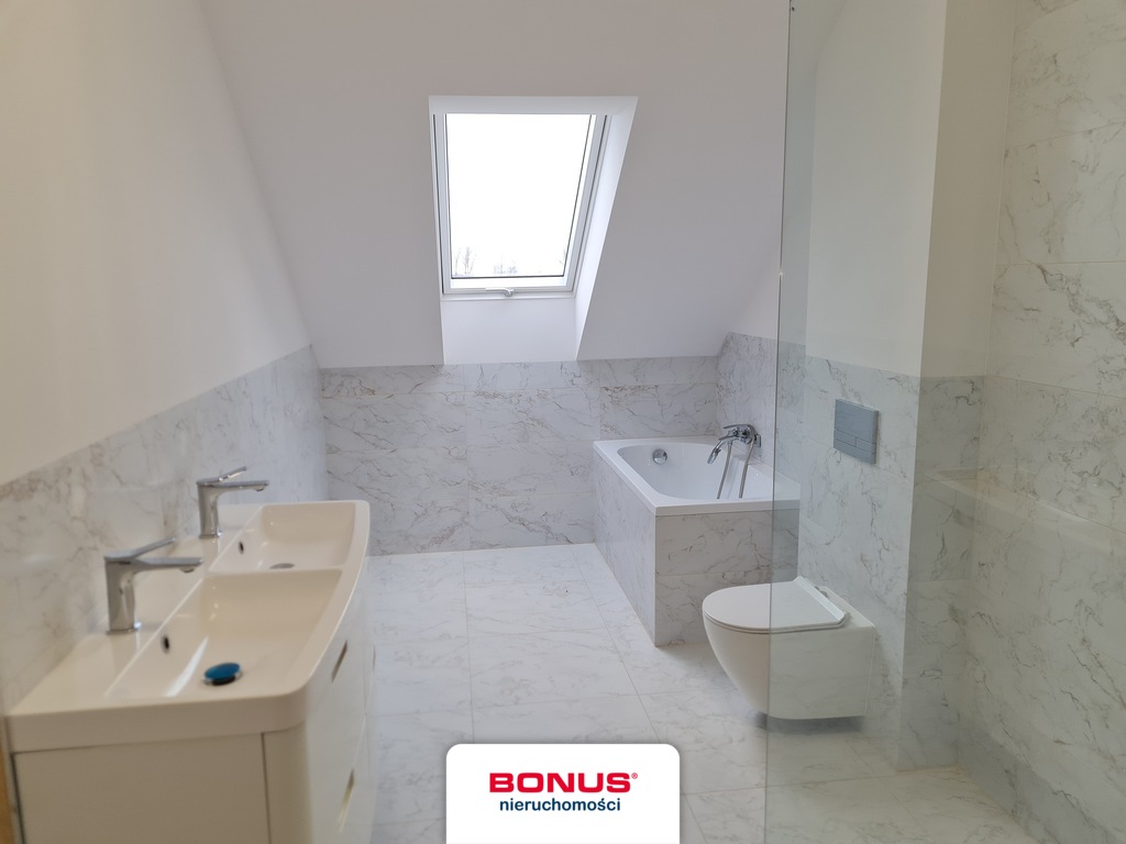 Bliźniak pod klucz (4)