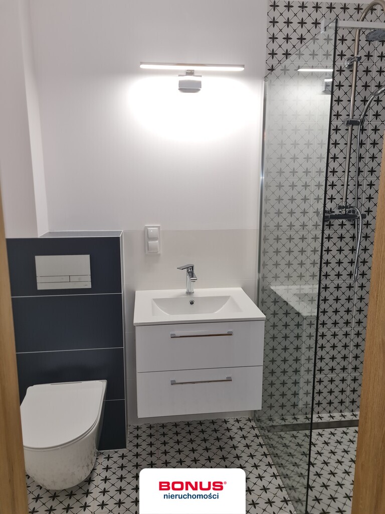 Bliźniak pod klucz (17)