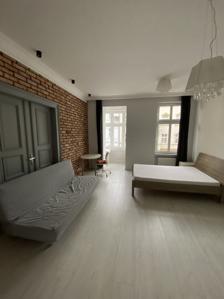 3 pokoje w centrum, wysoki standard (1)