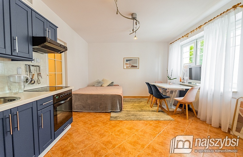 Mieszkanie w kamienicy - strefa nadmorska (1)