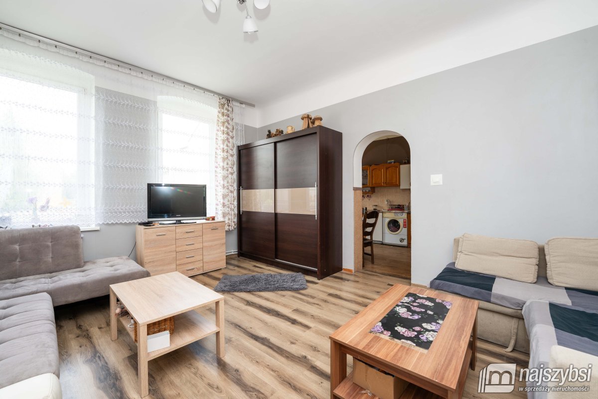 Recz - przestronne mieszkanie w centrum (3)