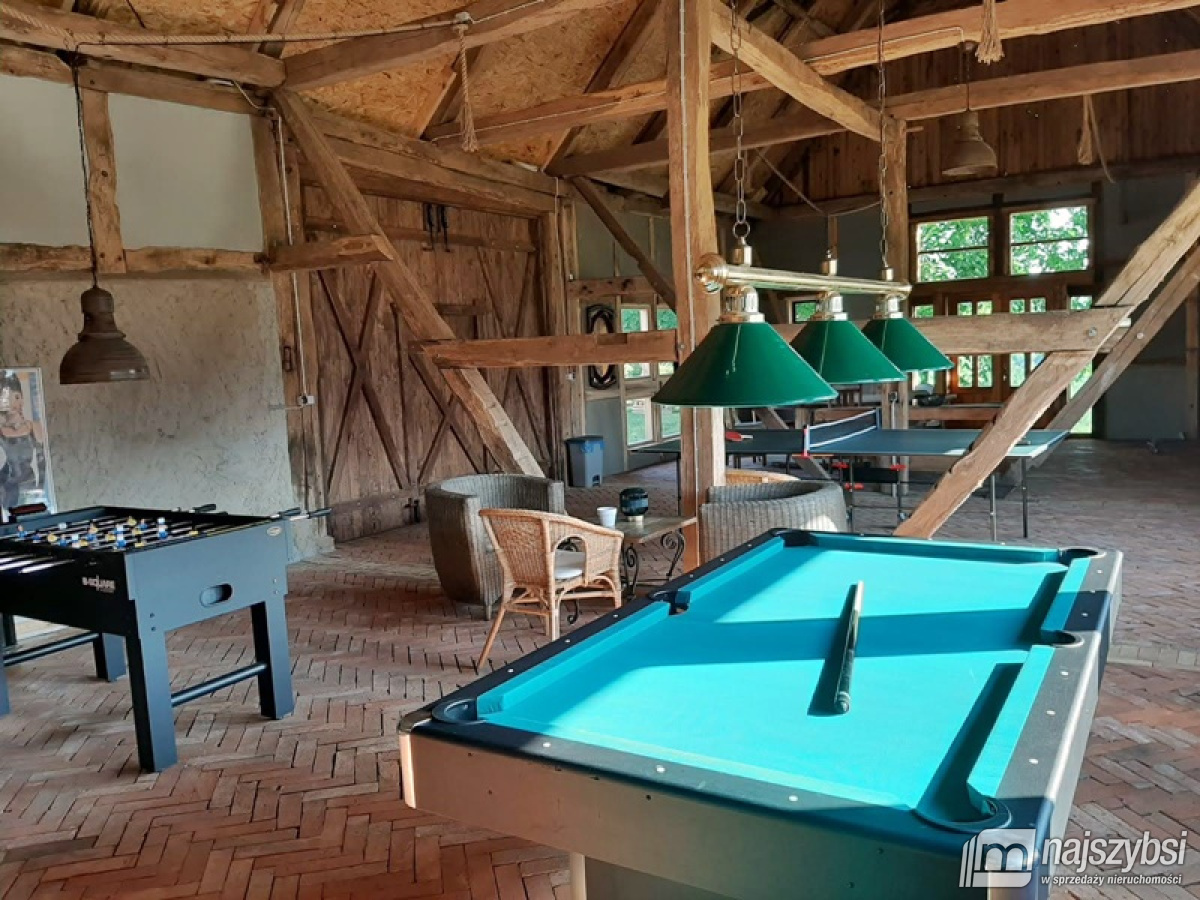  KLIMATYCZNY DOM Z LINIĄ BRZEGOWĄ JEZIORA (16)