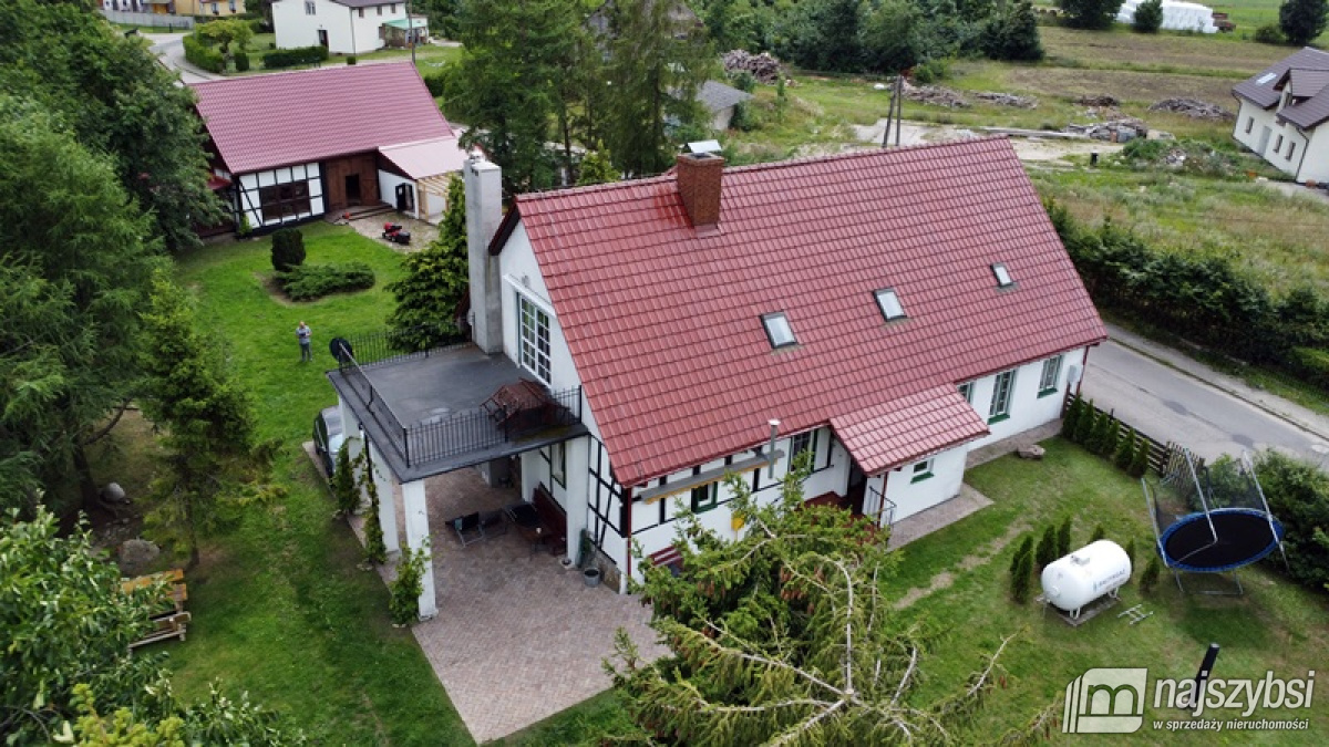  KLIMATYCZNY DOM Z LINIĄ BRZEGOWĄ JEZIORA (28)