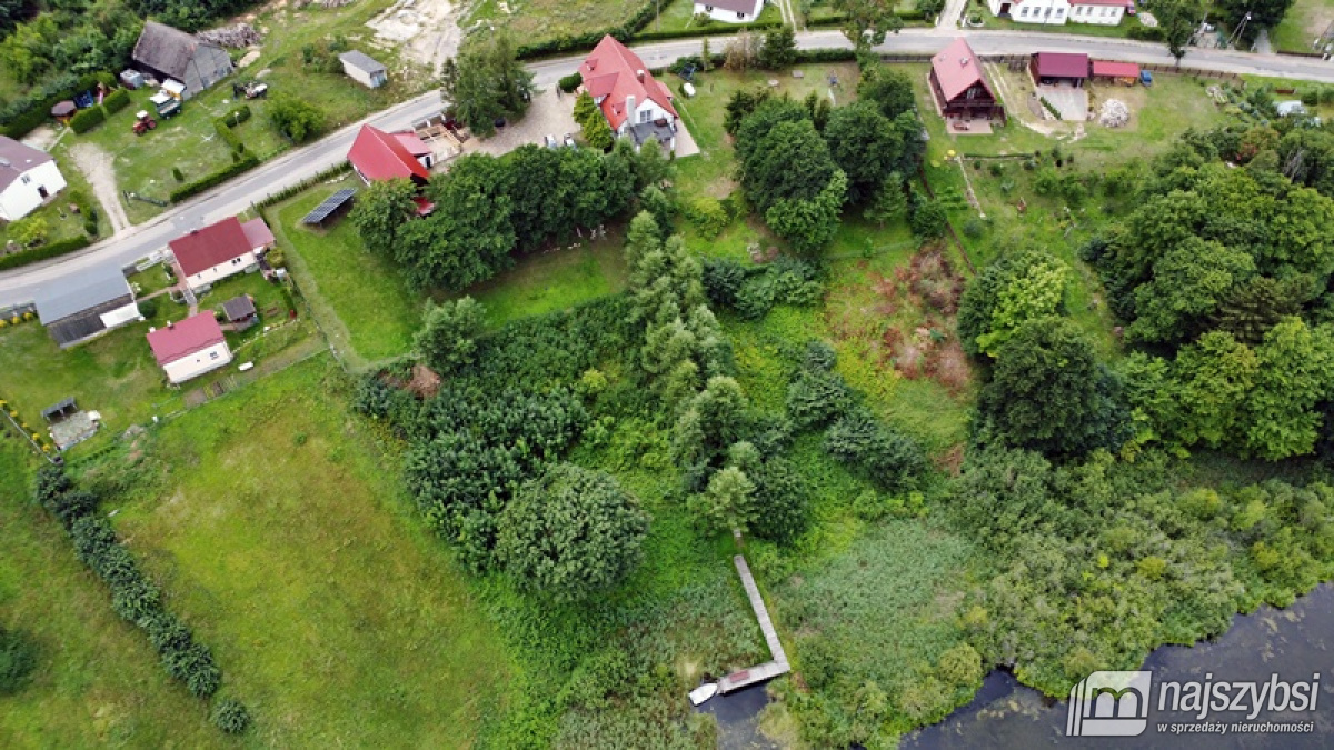  KLIMATYCZNY DOM Z LINIĄ BRZEGOWĄ JEZIORA (39)