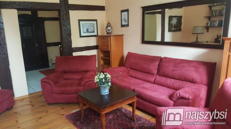  KLIMATYCZNY DOM Z LINIĄ BRZEGOWĄ JEZIORA (5)