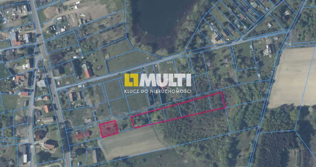Parlino - kompleks daiałek z widokiem na jezioro. (1)
