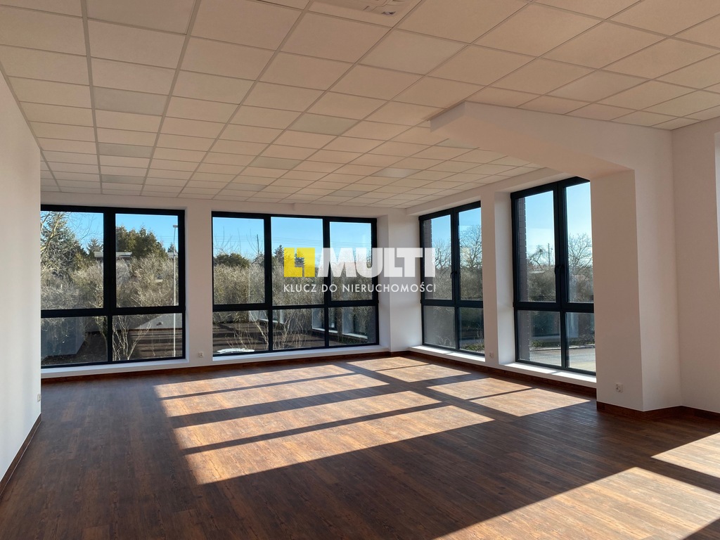 Lokal Handlowo-Biurowy Centrum Handlowe (2)