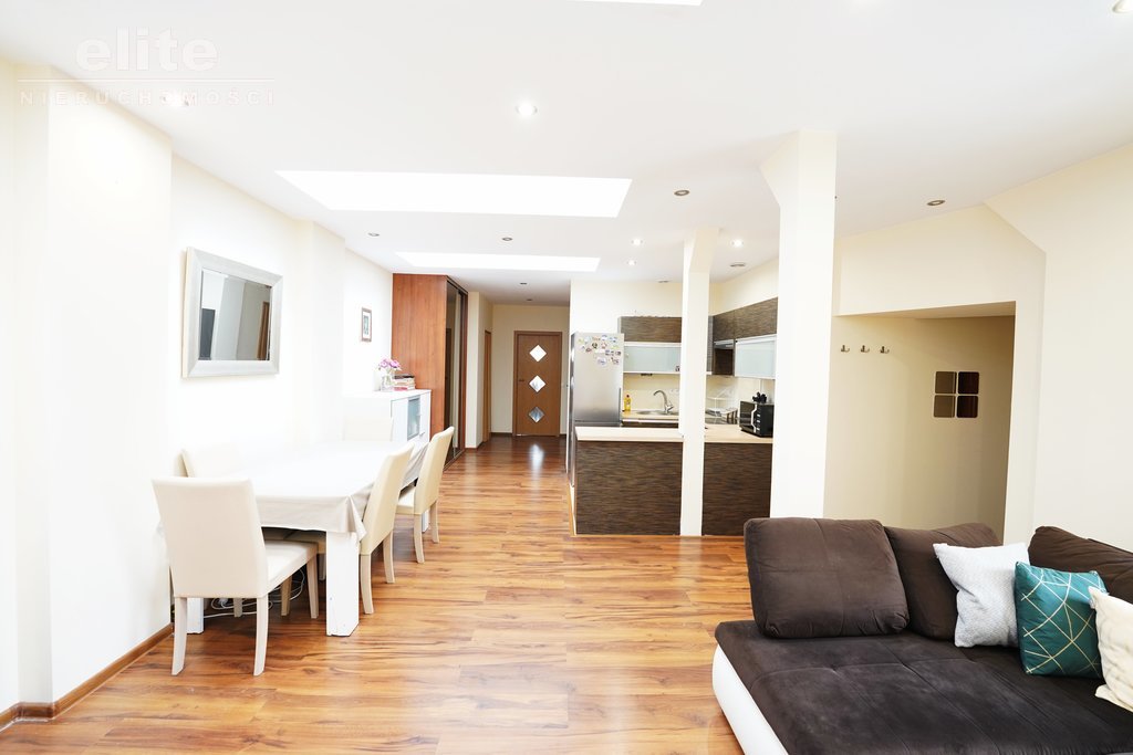 Centrum 3 pokoje, zabytkowa kamienica w Centrum (2)