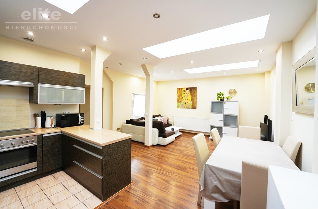 Centrum 3 pokoje, zabytkowa kamienica w Centrum (4)