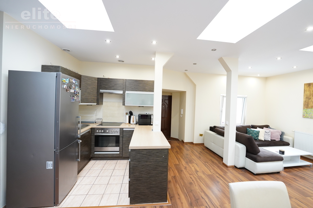 Centrum 3 pokoje, zabytkowa kamienica w Centrum (5)