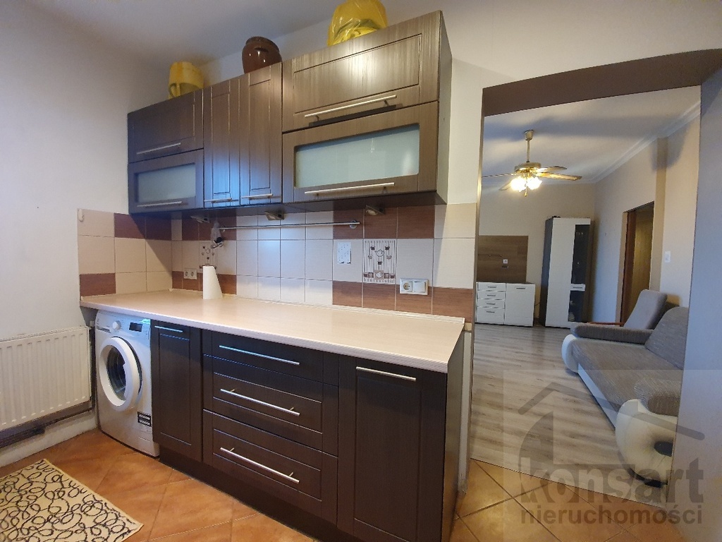 4 pokoje na ul. Strzałowskiej (8)