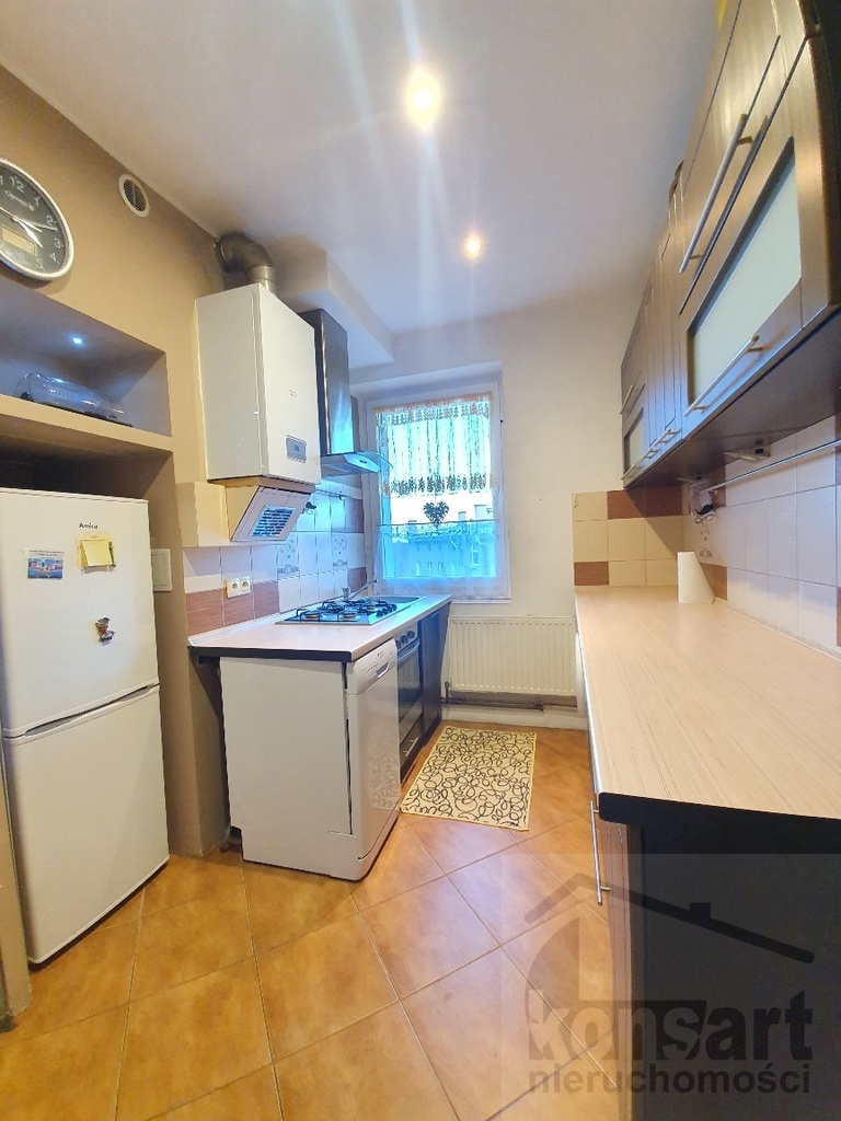 4 pokoje na ul. Strzałowskiej (9)