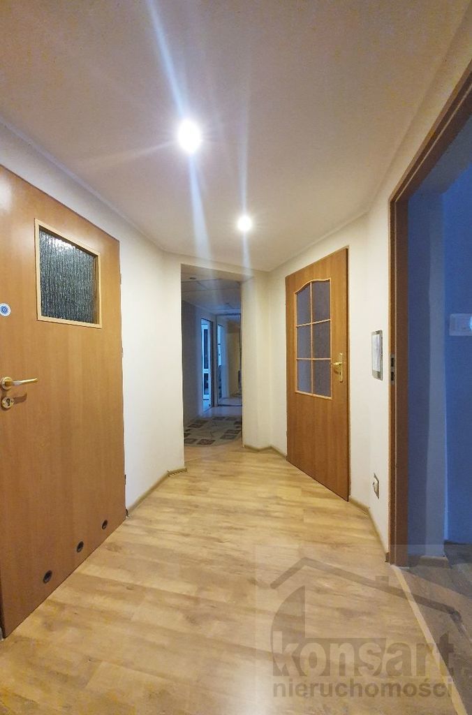 4 pokoje na ul. Strzałowskiej (12)