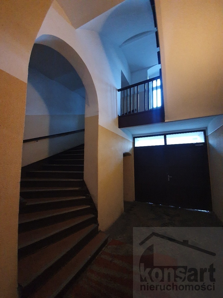 4 pokoje na ul. Strzałowskiej (22)