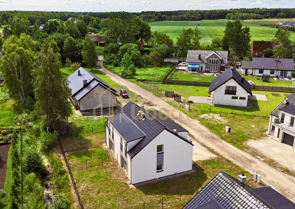 Bliźniak w stanie deweloperskim - Białuń (2)