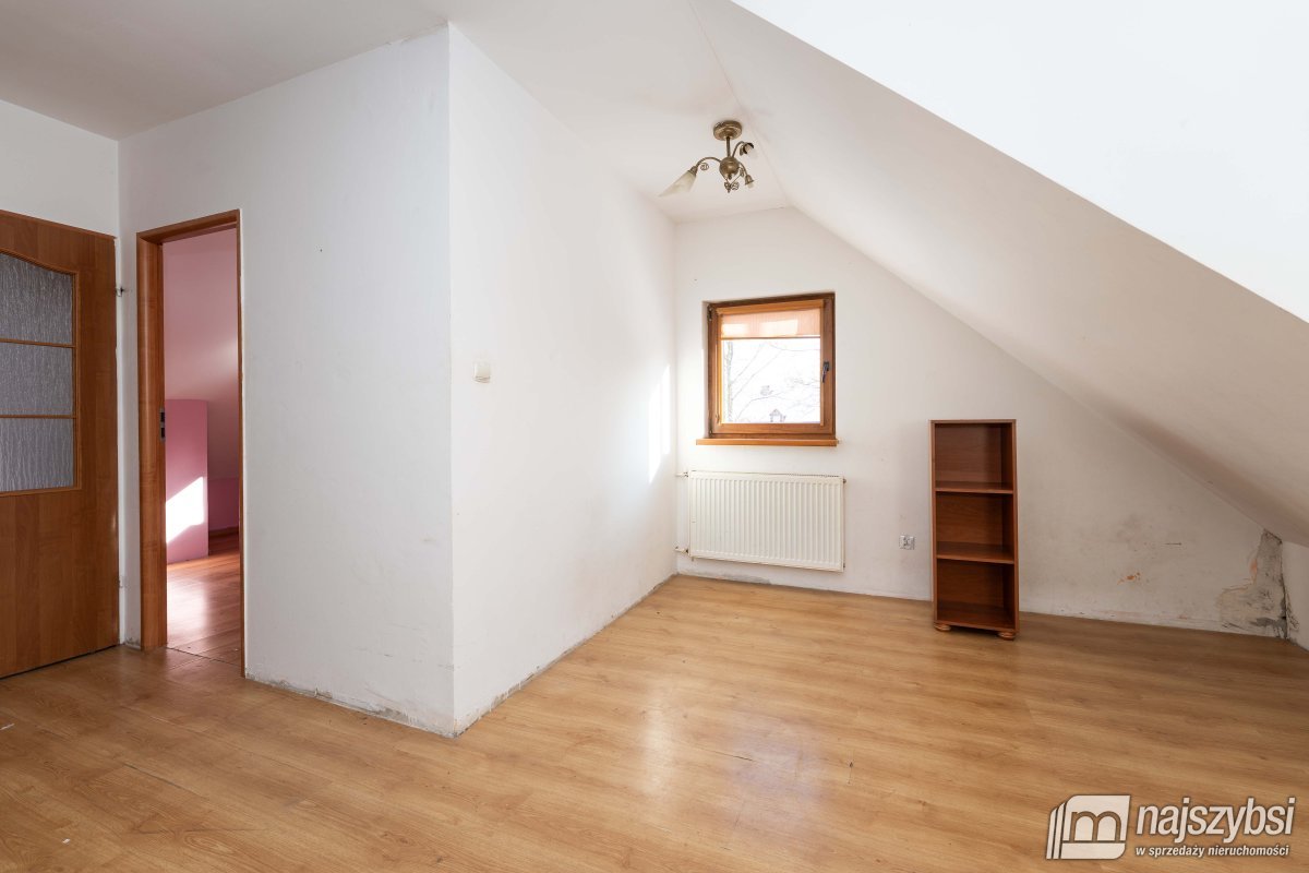 Łobez - mieszkanie z lokalem usługowym (11)