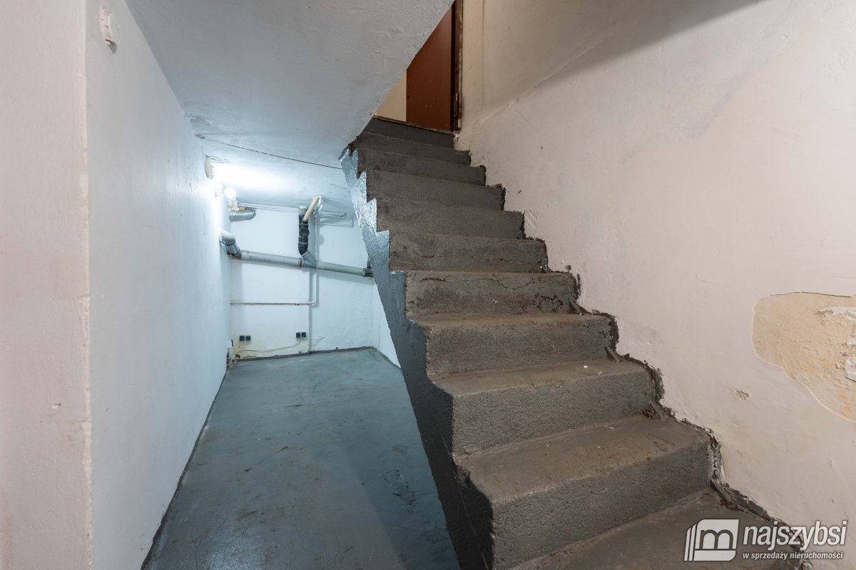 Łobez - mieszkanie z lokalem usługowym (5)