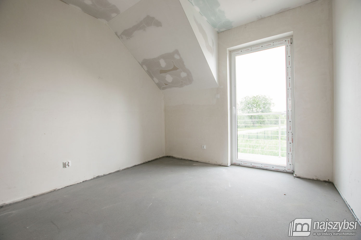 KOŁOBRZEG - Zieleniewo blizniaki  (16)