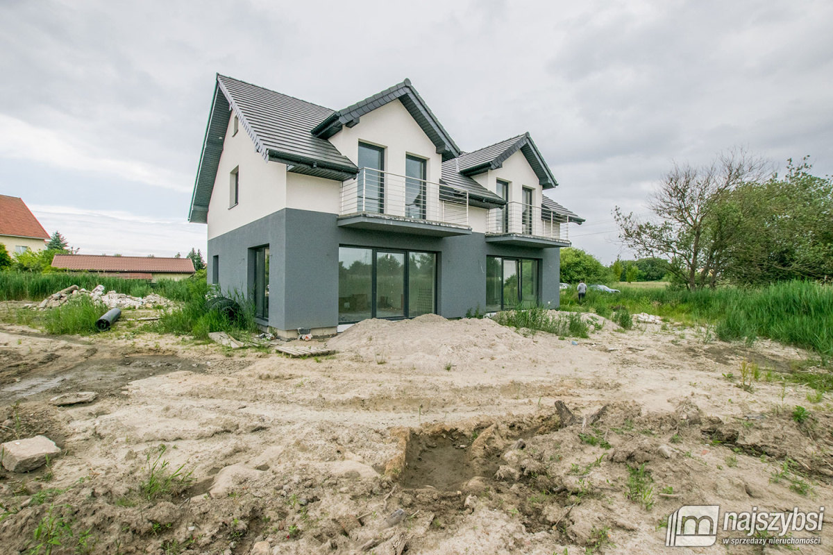 KOŁOBRZEG - Zieleniewo blizniaki  (2)