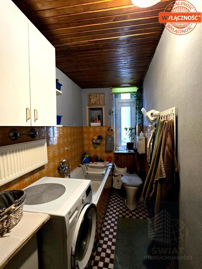 Przestronne mieszkanie położone na 1 piętrze (13)