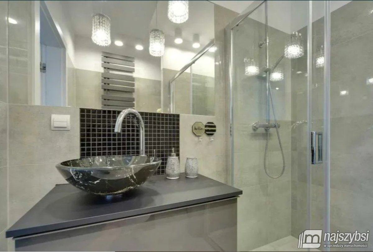 Kołobrzeg-Apartament z miejscem postojowym (5)