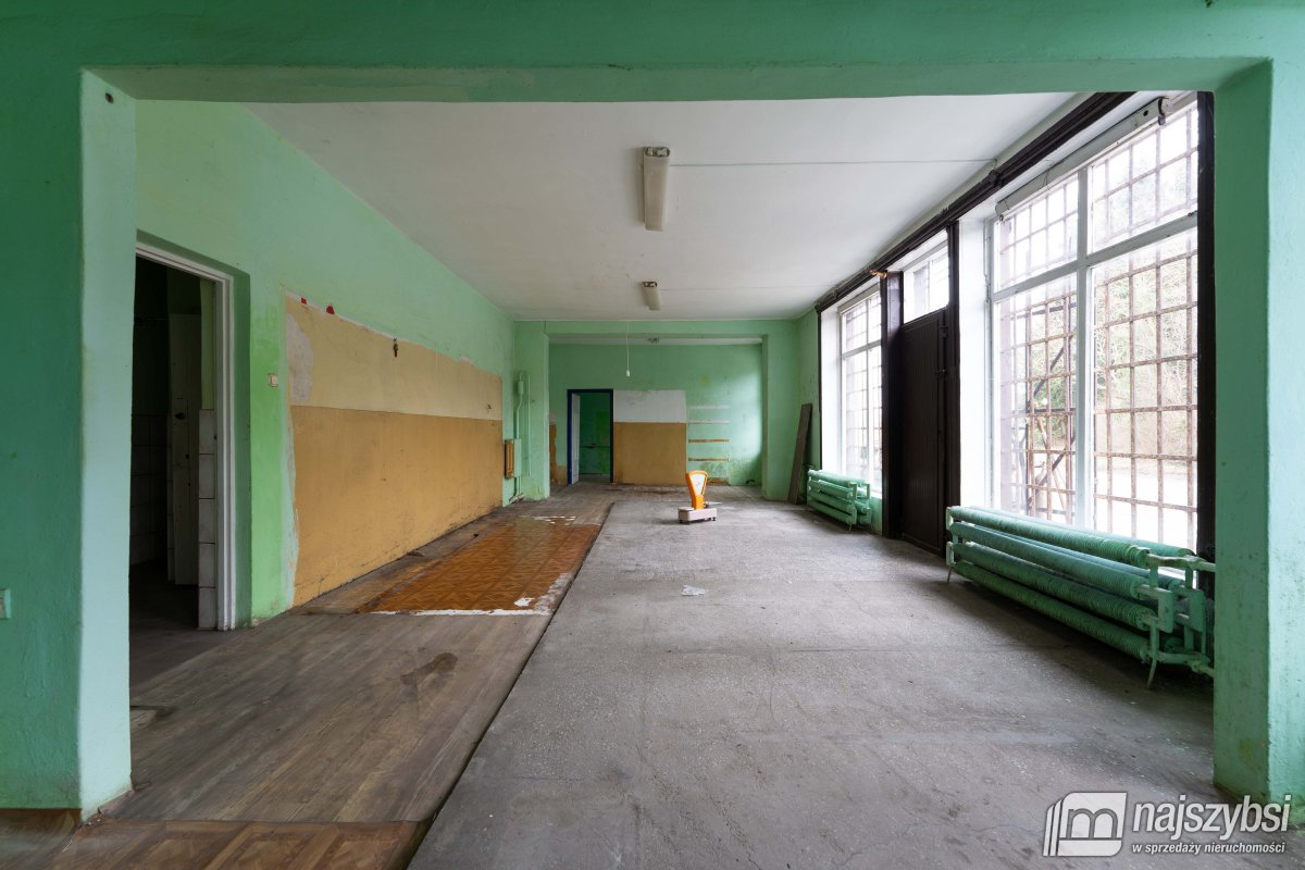 Mechowo - lokal usługowo-przemysłowy (2)