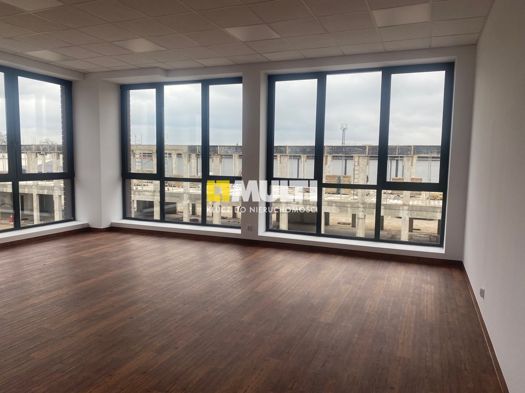 Lokal Handlowo-Biurowy Centrum Handlowe (2)