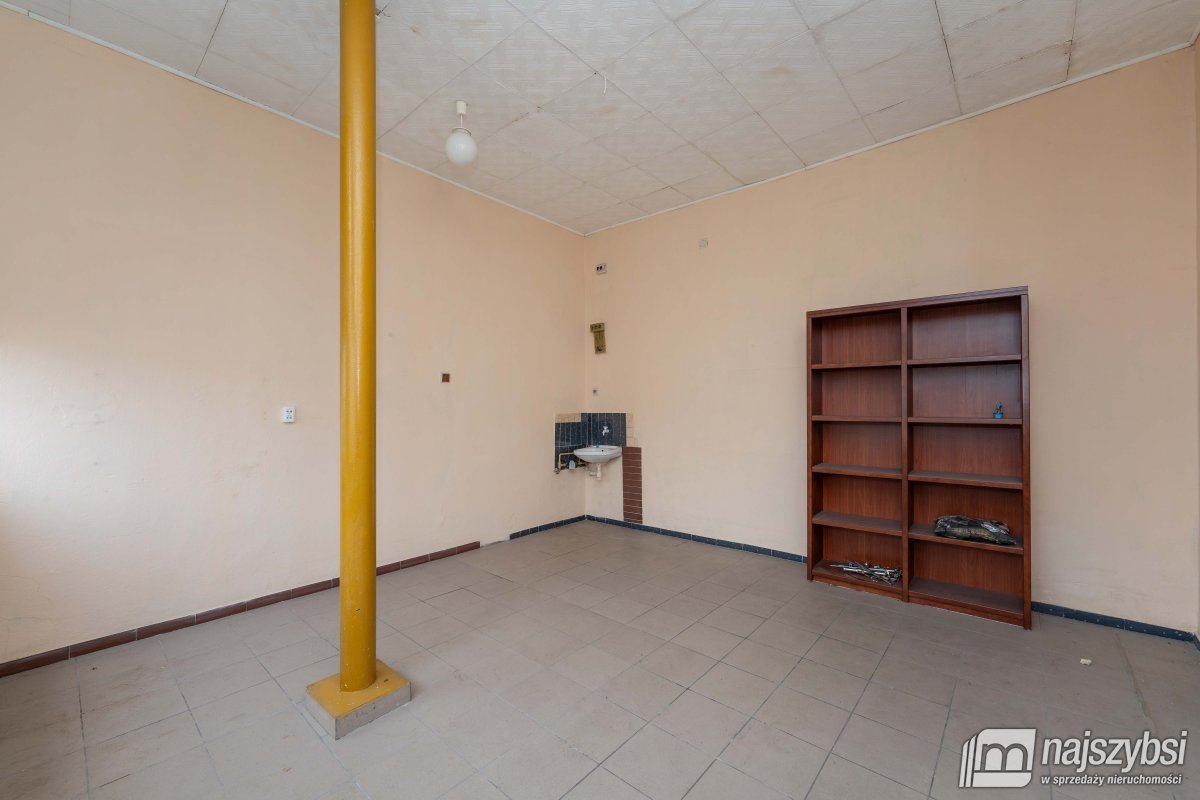 Goleniów - lokal  na sprzedaż 19 m² w centrum  (5)
