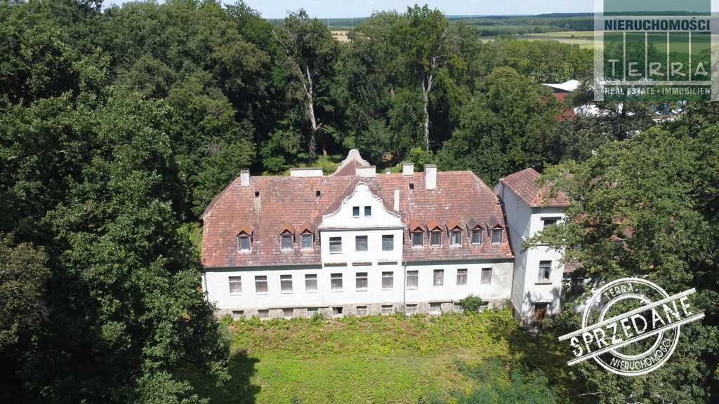 ZABYTKOWY DWÓR - Nieruchomość SPRZEDANA (2)