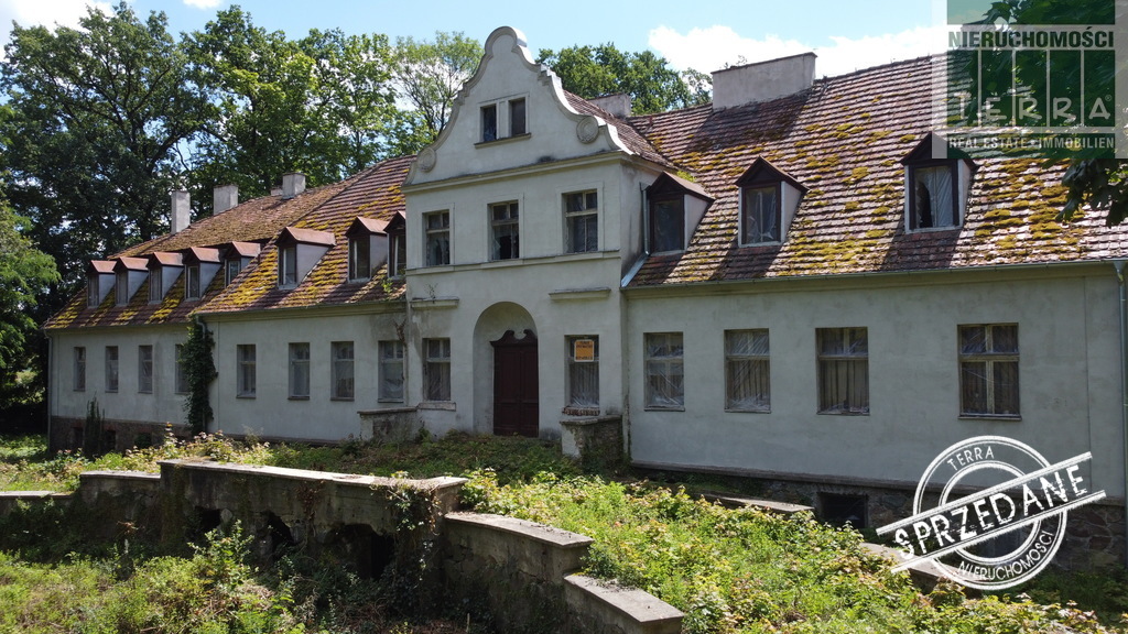 ZABYTKOWY DWÓR - Nieruchomość SPRZEDANA (3)