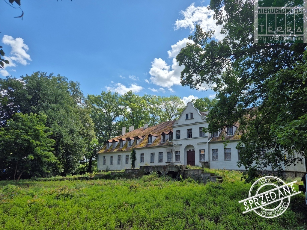 ZABYTKOWY DWÓR - Nieruchomość SPRZEDANA (7)