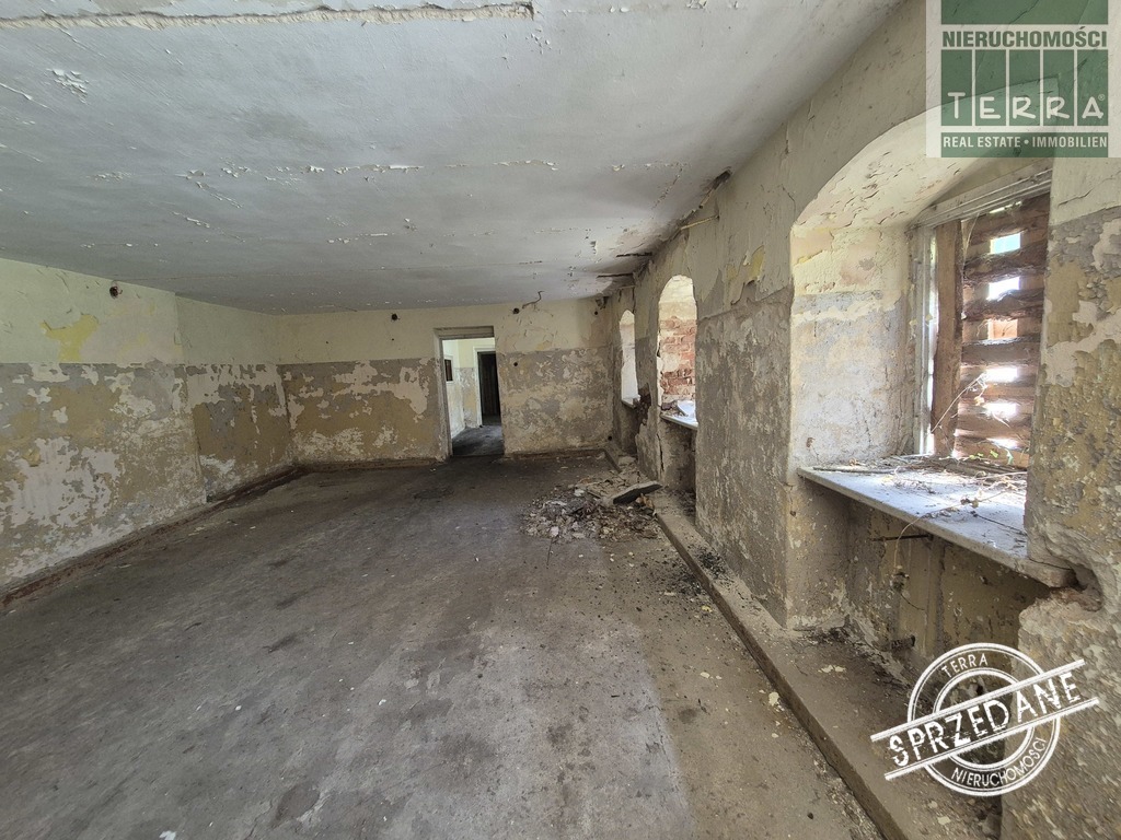 ZABYTKOWY DWÓR - Nieruchomość SPRZEDANA (20)