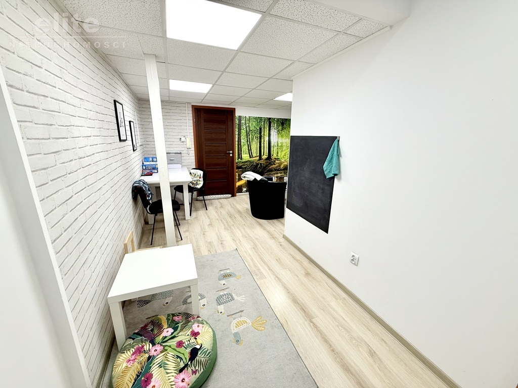 Os. Majowe, 89m2 lokal handlowo-usługowy, parter (6)