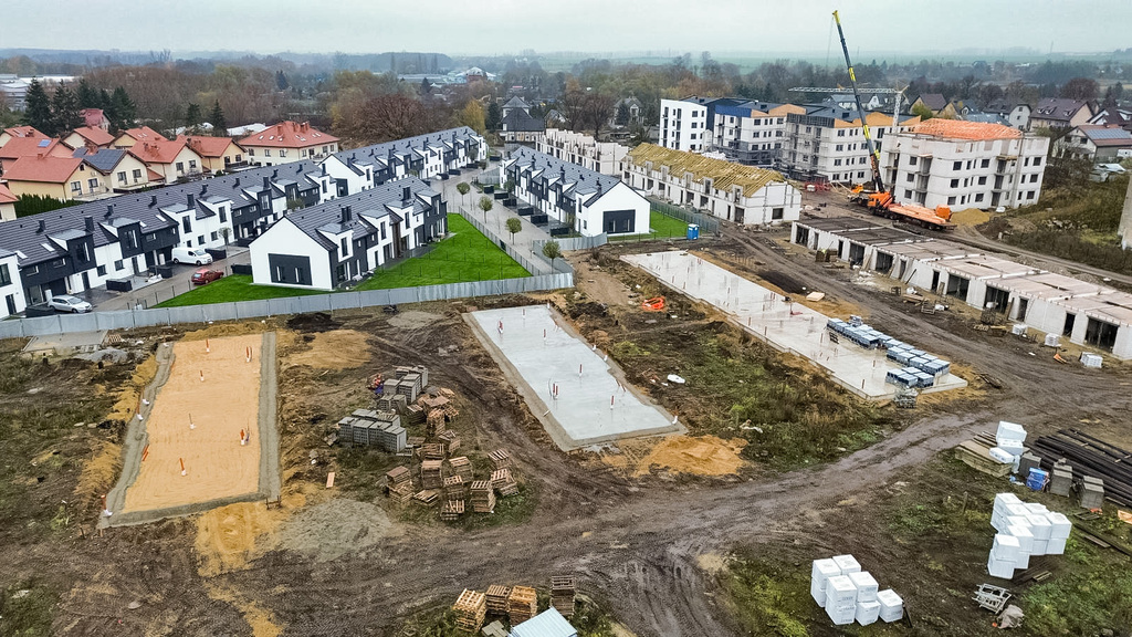 Dom w zab.szereg. 132m2 z garażem ▶ S4_B,C,D,E (16)