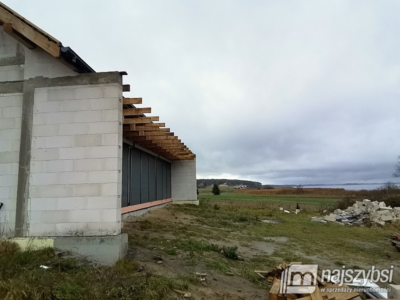 Łuskowo- dom nad rzeką w okolicy Wolina (18)