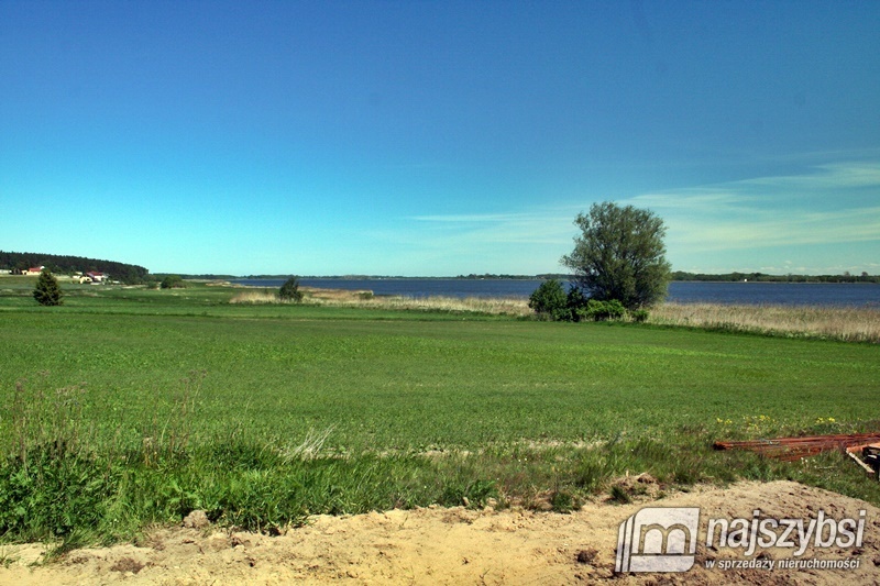 Łuskowo- dom nad rzeką w okolicy Wolina (24)