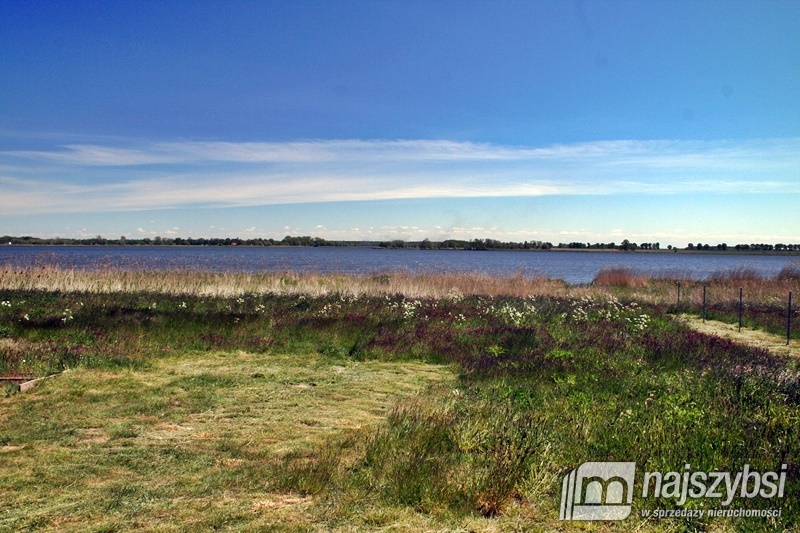 Łuskowo- dom nad rzeką w okolicy Wolina (25)