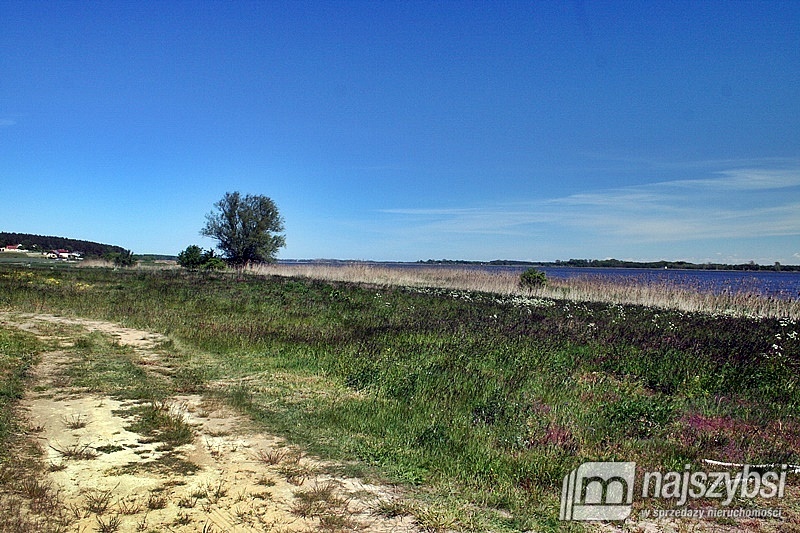 Łuskowo- dom nad rzeką w okolicy Wolina (27)