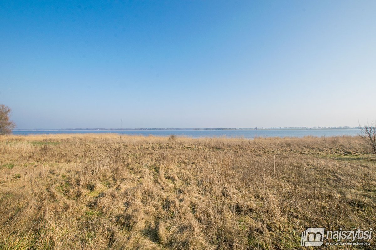 Łuskowo- dom nad rzeką w okolicy Wolina (30)