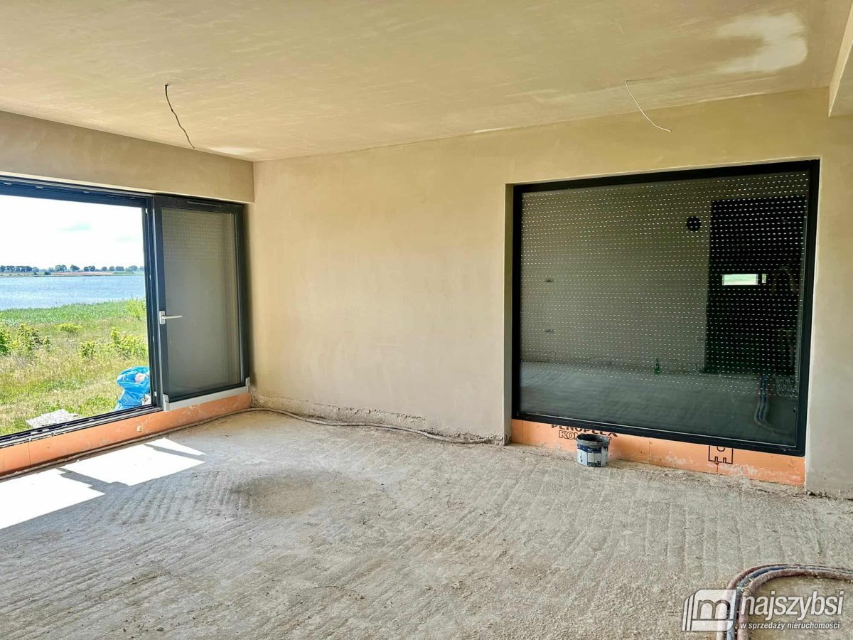 Łuskowo- dom nad rzeką w okolicy Wolina (7)